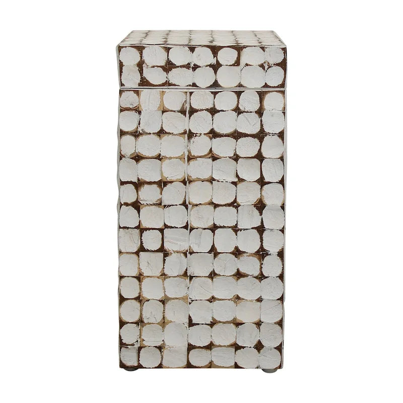 Handgefertigter Beistelltisch mit Mosaik aus Kokosnussschalen, Used-Look-Oberfläche, quadratisch, Weiß